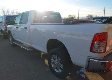 2024 Ram 2500 Big Horn 4X4 8' Box from USA, damaged, VIN 3C6UR5JL5RG337549